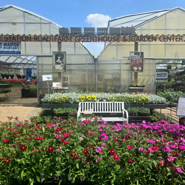 Greenhouse & Garden Center